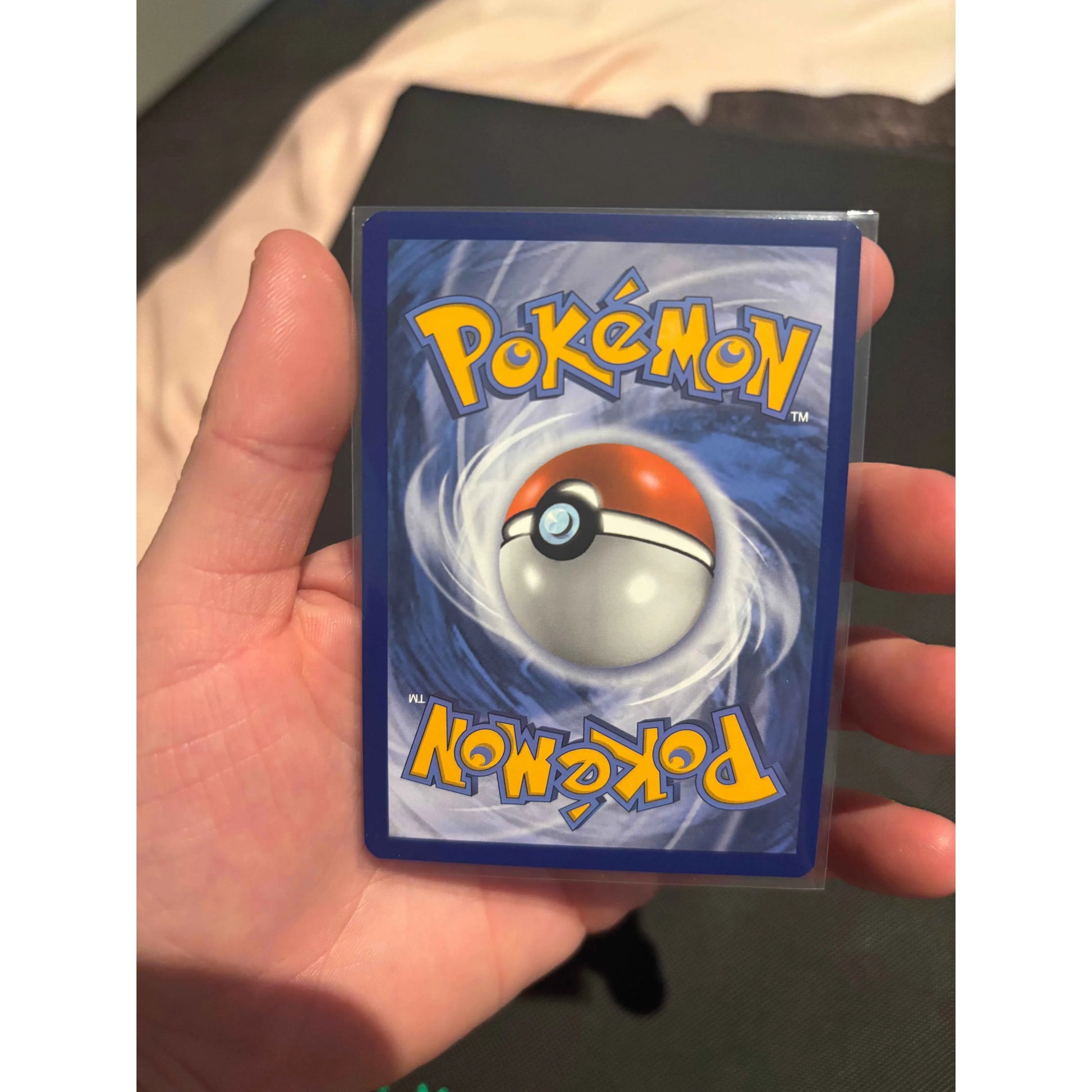 Umbreon V #189 Pokemon Evolving Skies